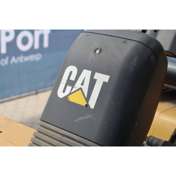 1997 Caterpillar DP30-42810623