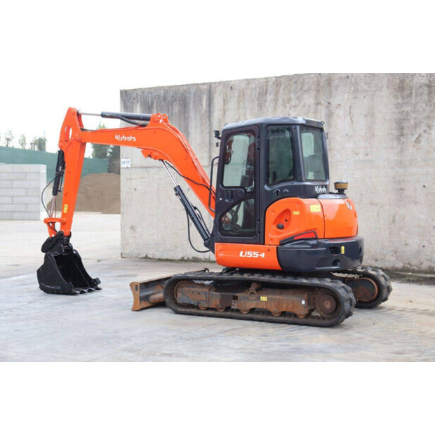 2020 KUBOTA U55-4-42810647