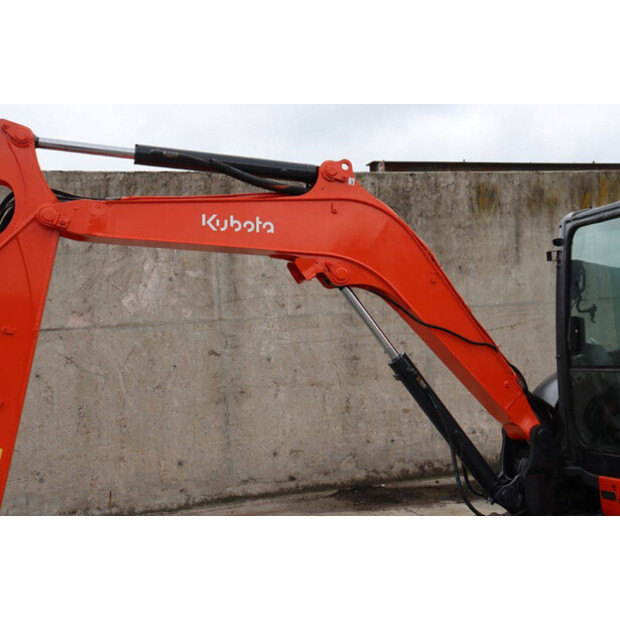 2020 KUBOTA U55-4-42810656