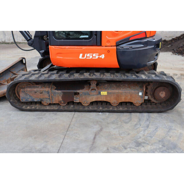 2020 KUBOTA U55-4-42810665