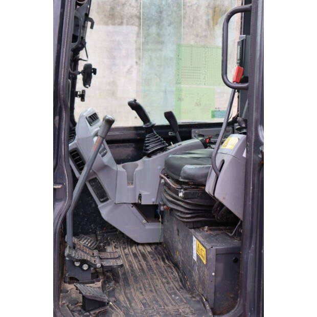 2020 KUBOTA U55-4-42810673