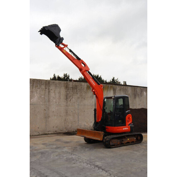 2020 KUBOTA U55-4-42810681