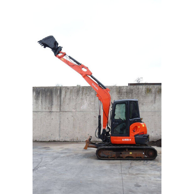2020 KUBOTA U55-4-42810682