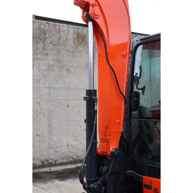 2020 KUBOTA U55-4-42810685