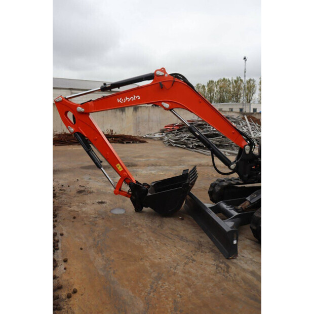 2020 KUBOTA U55-4-42810695