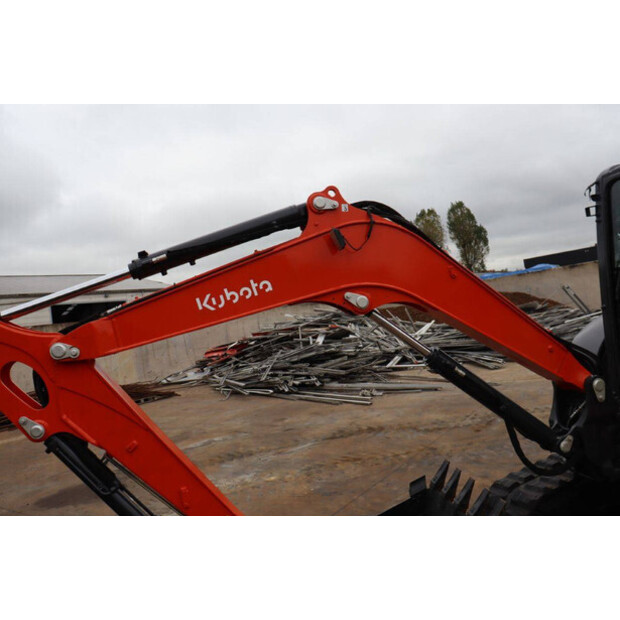 2020 KUBOTA U55-4-42810697
