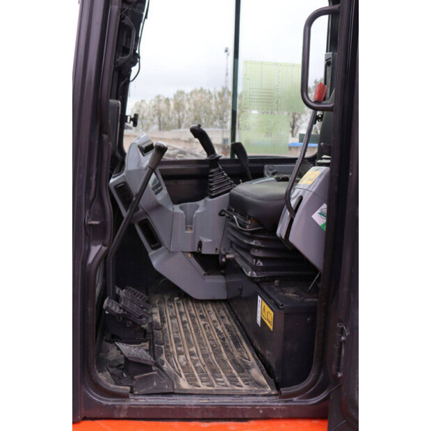 2020 KUBOTA U55-4-42810711