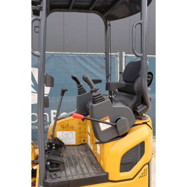 2025 XCMG XE18E-42811070