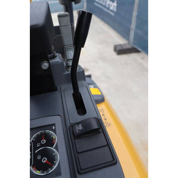 2025 XCMG XE18E-42811076