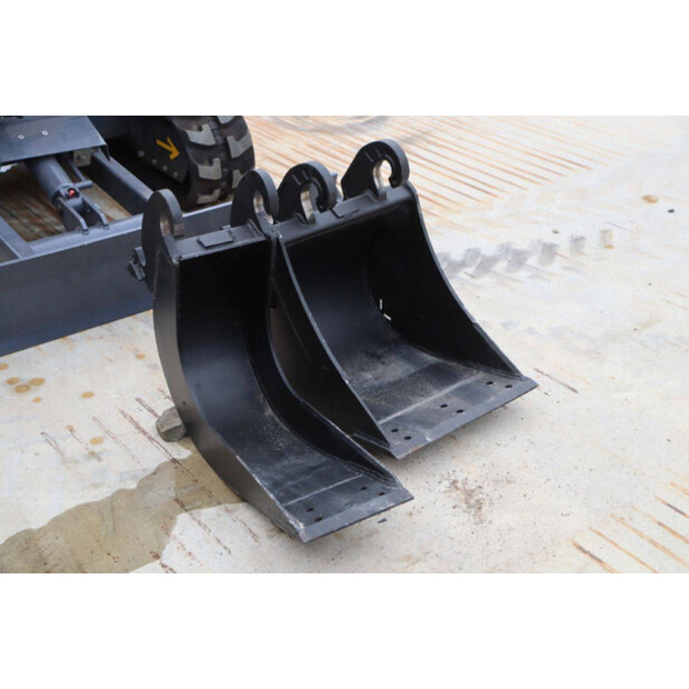 2025 XCMG XE18E-42811093