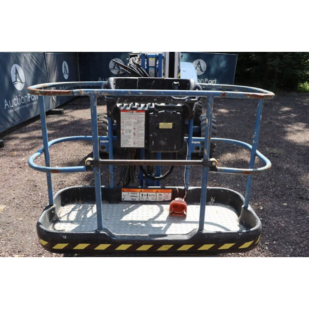 2010 Niftylift HR21D-42811482