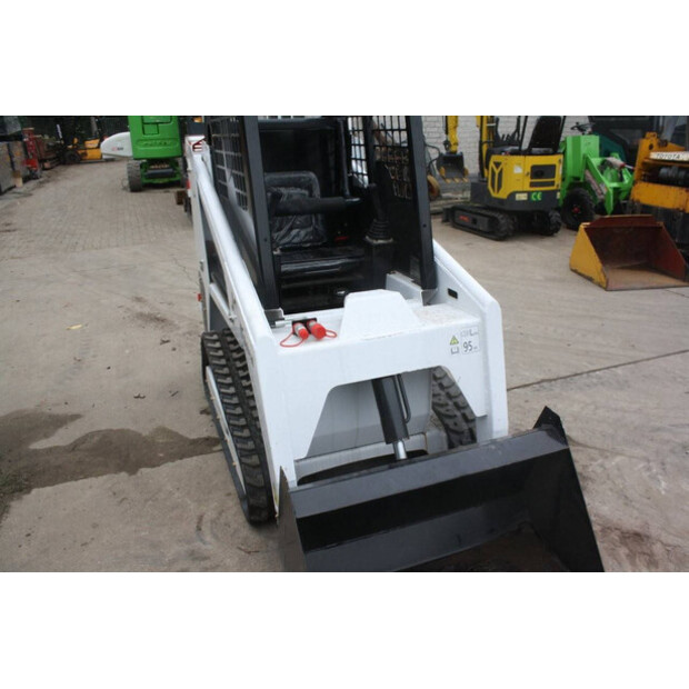 2025 Newkrick JC25-42811750