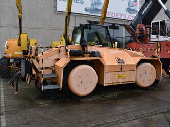 Image for TRACTORS 1999 JCB SLP 532