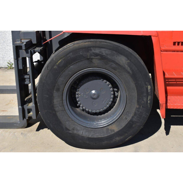 1990 كالمار DC18-1200-42811973