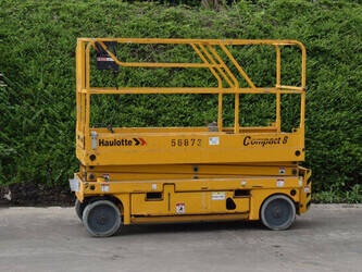 صورة ل رافعات مقصية 2007 هولوت COMPACT 8