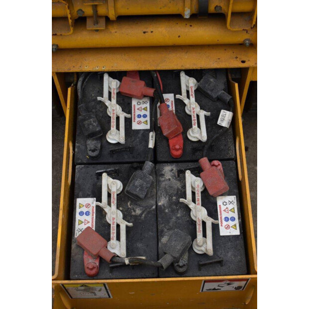 2007 هولوت COMPACT 8-42812039