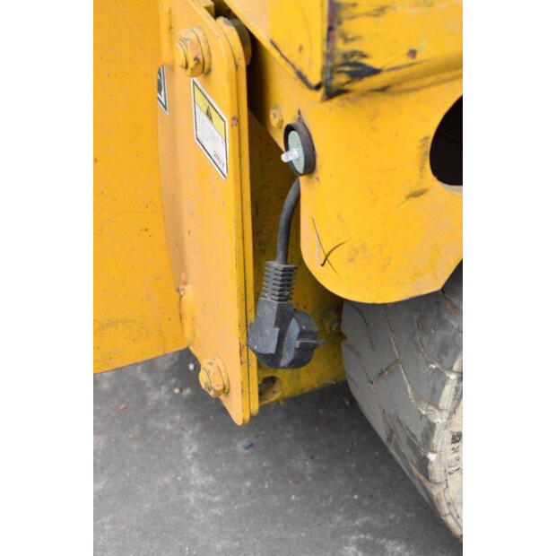 2006 هولوت COMPACT 8-42812055