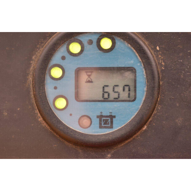 2006 هولوت COMPACT 8-42812069