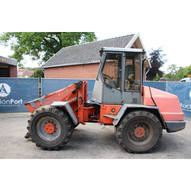 2000 Atlas 86E-42813136