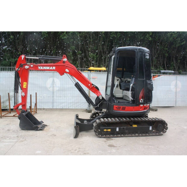 2015 YANMAR VIO35-42813483