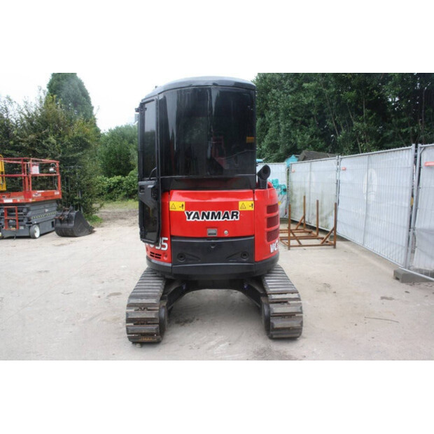 2015 YANMAR VIO35-42813487