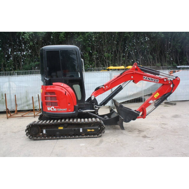 2015 YANMAR VIO35-42813489