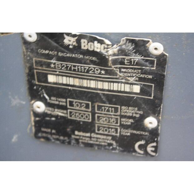 2015 بوبكات E17-42813758