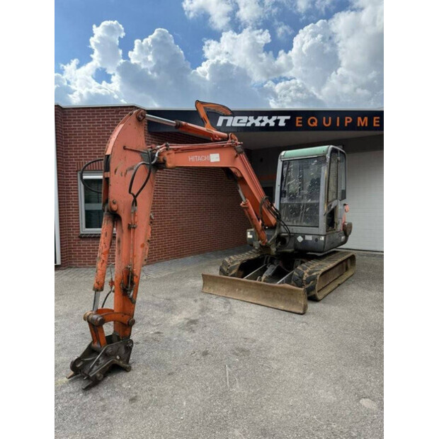 2004 Hitachi ZH50-42813831