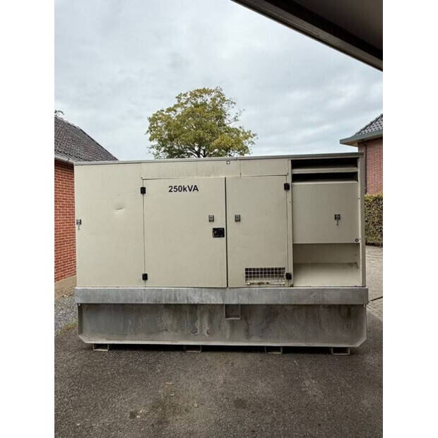 2021 Volvo PENTA-42814061