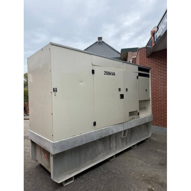 2021 Volvo PENTA-42814065