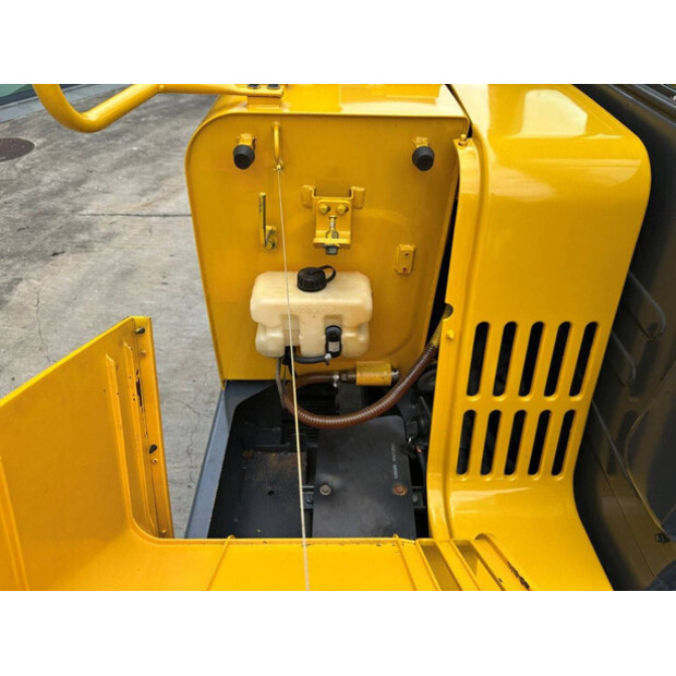 2019 فولفو EC55D-42814443