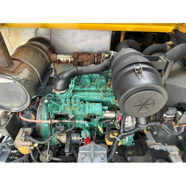 2019 فولفو EC55D-42814449
