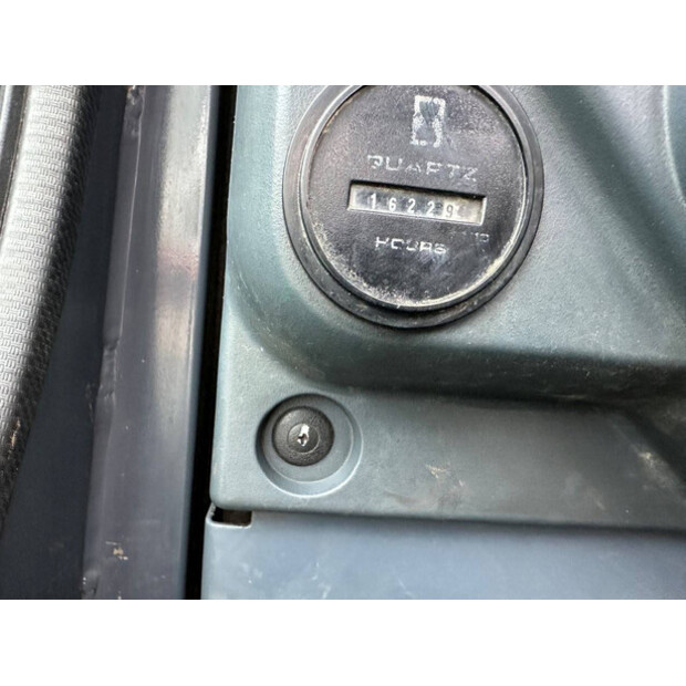 2013 KOBELCO SK60-8-42814621