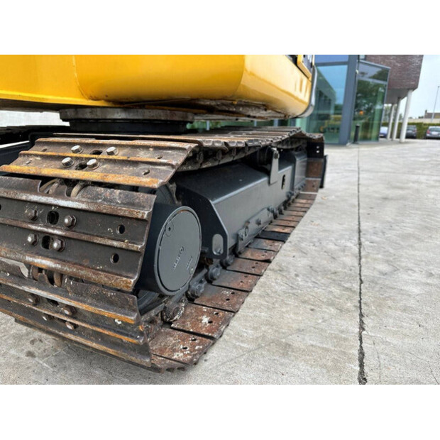 Komatsu PC56-7-42814735