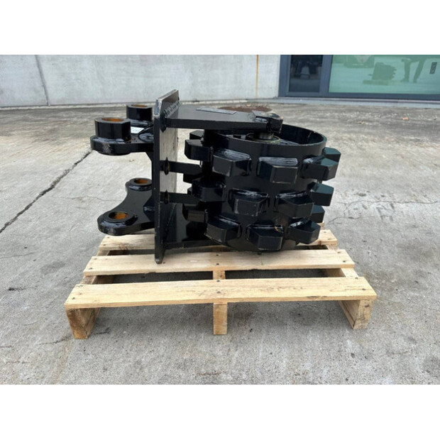 2025 Giyi W305-42815022