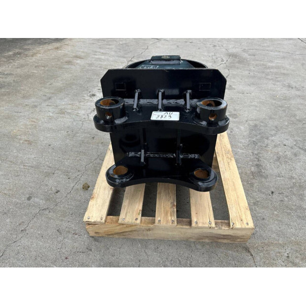 2025 Giyi W305-42815024