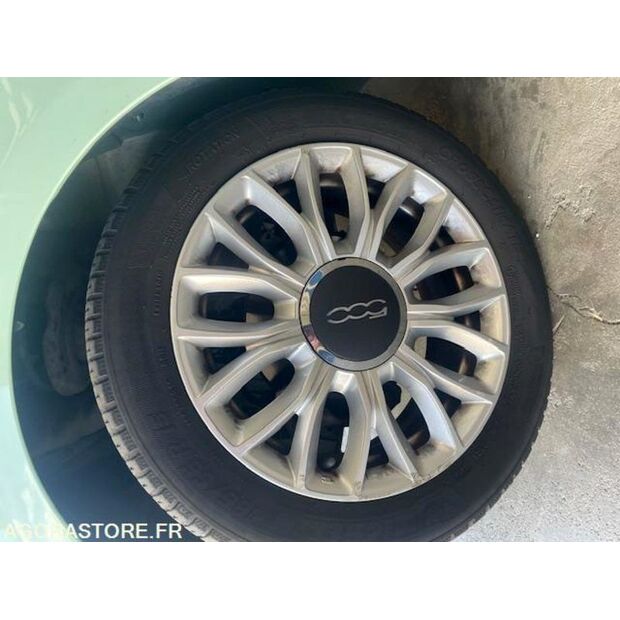 2014 Fiat 500-42829516