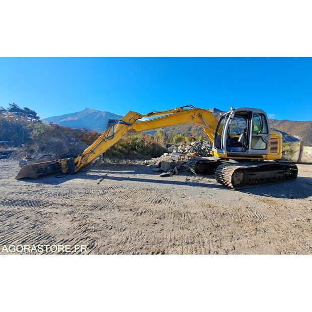 2007 New Holland E135SR-1ES-42829701