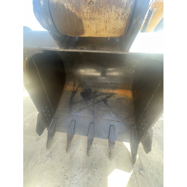 2023 Hitachi ZX350-42830670