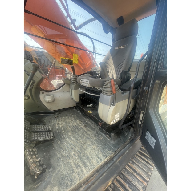 2023 Hitachi ZX350-42830683