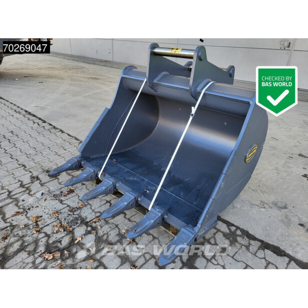 2024 Strickland S70-42830985