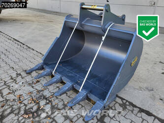 Image de Accessoires 2024 Strickland S70