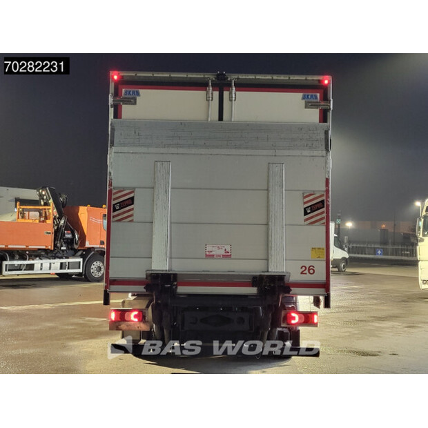 2015 مرسيدس بنز Atego 1324-42831003