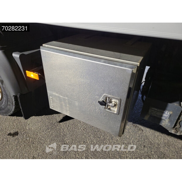 2015 مرسيدس بنز Atego 1324-42831011