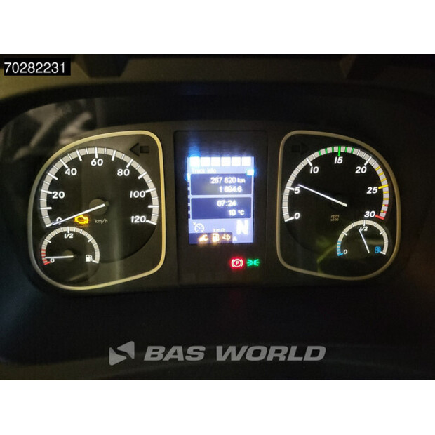 2015 مرسيدس بنز Atego 1324-42831031