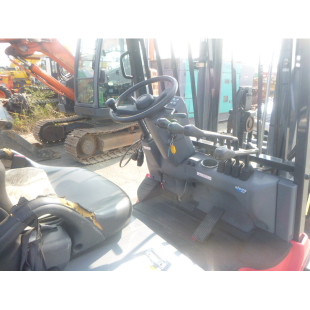 2009 NYK FB20PLN-75B-300PFLPSPL-42831621