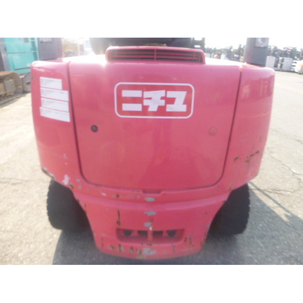 2009 NYK FB20PLN-75B-300PFLPSPL-42831625