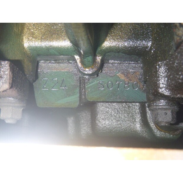 1992 تي سي ام FHG30N-42831641
