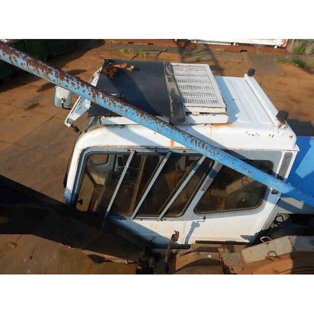 2009 هيتاشي سوميتومو SCX400-C3-42831700