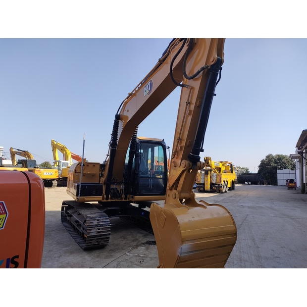 2022 Caterpillar 312D2GC-42831931